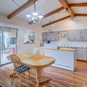 11)» 8300_w67th-Ave.jpg