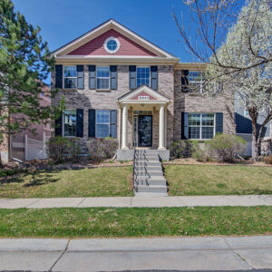 01)» 8461_Coors-Street.jpg