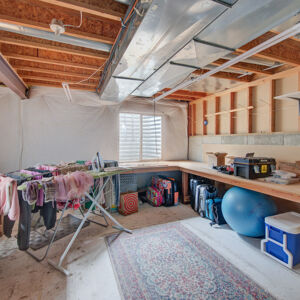 39)» 705 Cedar Dr.jpg
