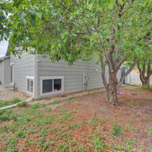 42)» 705 Cedar Dr.jpg